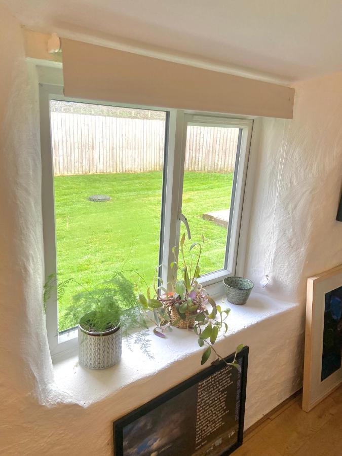 Idyllic Cornish Cottage, Superking Bed, Private Garden Dogs Welcome Truro Exterior photo
